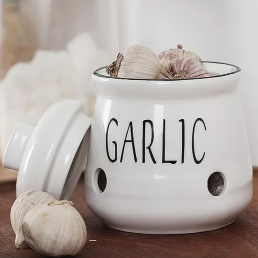 Ceramic Garlic Keeper 14 oz.